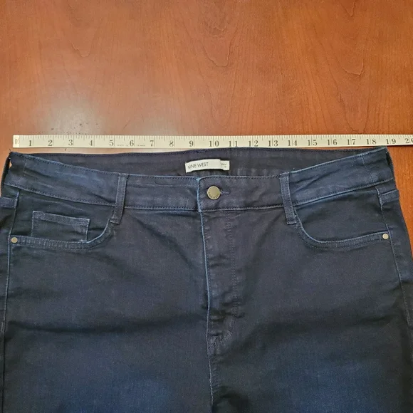 Nine West Dark Blue Women's Skinny Jeans - Picture 6 of 8